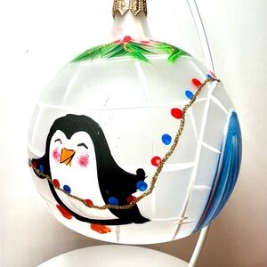 Christmas Penguin Decorating Igloo Shaped Ornament Italian Glass Hand Painted